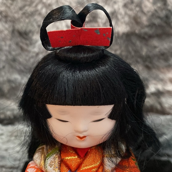 Traditional Japanese Doll with Orange Kimono - Picture 13 of 16